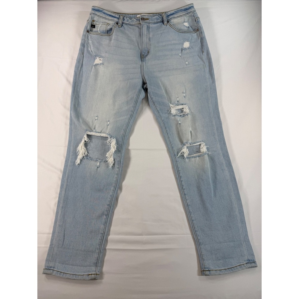 KanCan Mom Jeans Light Wash Distressed High Waist Tapered Leg Size 15/31 NEW - Picture 2 of 12